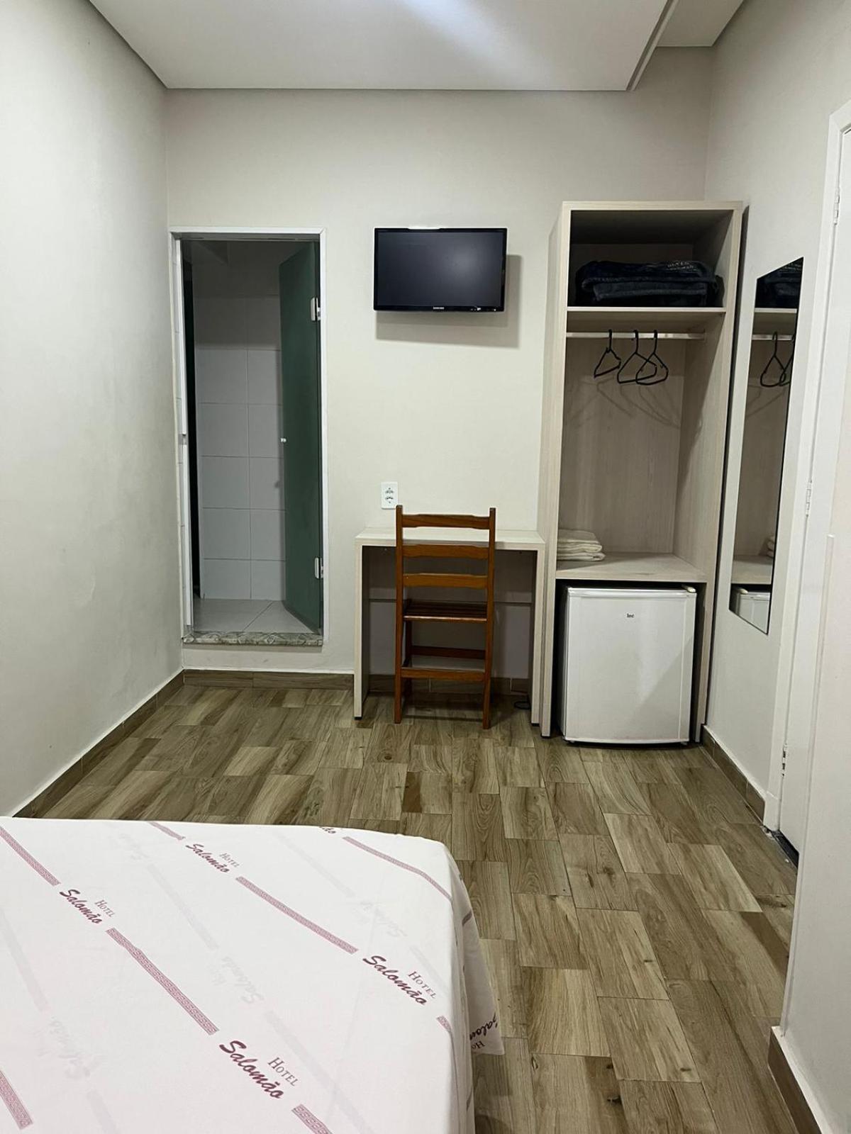 Hotel Salomao - Proximo A 25 De Marco, Bom Retiro, Bras E Rua Santa Efigenia, A 2 Minutos Do Mirante Sampa Sky E Pista De Skate Anhangabau São Paulo Eksteriør billede